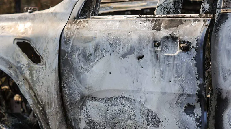 Vehiculos quemados en Tapalpa (4)